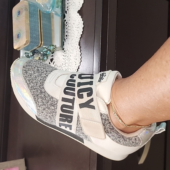 Juicy Couture Sneakers - Picture 7 of 8